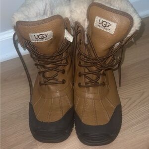Ugg Adirondack boots